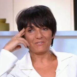 Florence Foresti invitée de l'émission "Thé ou café" sur France 2, le 25 février 2017.