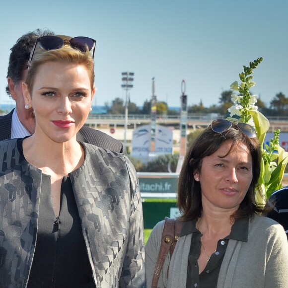 La princesse Charlene de Monaco assiste au premier "Charity Mile" - une course hippique caritative rebaptisée Prix princesse Charlene de de Monaco à l'hippodrome de la Côte d'Azur de Cagnes-sur-mer le 25 février 2017.
