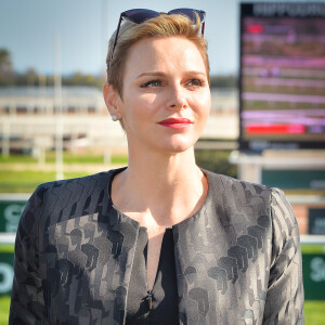 La princesse Charlene de Monaco assiste au premier "Charity Mile" - une course hippique caritative rebaptisée Prix princesse Charlene de de Monaco à l'hippodrome de la Côte d'Azur de Cagnes-sur-mer le 25 février 2017.