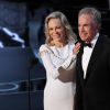 Faye Dunaway et Warren Beatty lors de l'annonce de l'Oscar du meilleur film et la bourde entre La La Land et Moonlight aux Oscars le 26 février 2017