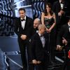 Warren Beatty explique le problème des enveloppes lors de l'annonce de l'Oscar du meilleur film le 26 février 2017