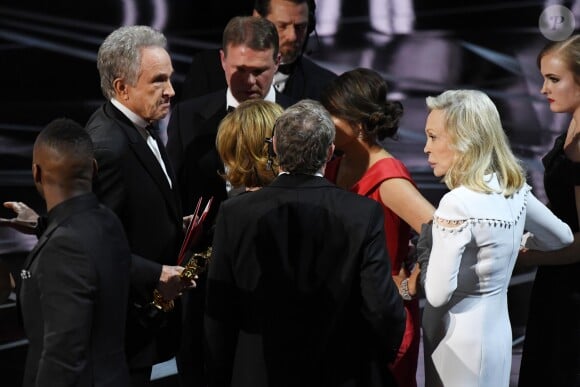 Faye Dunaway et Warren Beatty - 89ème cérémonie des Oscars au Hollywood & Highland Center à Hollywood, le 26 février 2017