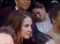 Chrissy Teigen : Épuisée, la bombe s'endort en plein milieu des Oscars