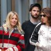 Sienna Miller se promène avec son ex fiancé Tom Sturridge et des amis dans le quartier de West Village à New York, le 1er octobre 2016