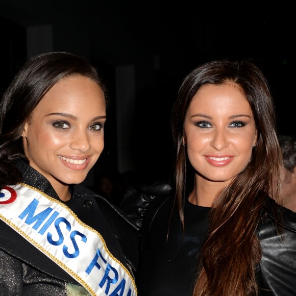 Alicia Aylies (Miss France 2017) et Malika Ménard - Défilé "Guy Laroche", collection prêt-à-porter automne-hiver 2017-2018. Paris, le 1er mars 2017.