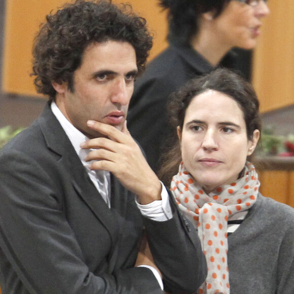 Mohamed Ulad-Mohand et Mazarine Pingeot lors d'un rassemblement organisé pour le 15e anniversaire de la mort de François Mitterrand le 8 janvier 2011 à Jarnac