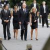 Joe Biden, Jill Biden et Hunter au Arlington National Cemetery, lors des obsèques de Edward Kennedy, le 29 août 2009