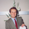 Stefano Casiraghi avec son fils Pierre Casiraghi dans ses bras à la maternité en septembre 1987. Devenu père à son tour le 28 février 2017 avec sa femme Beatrice Borromeo, Pierre Casiraghi a choisi de prénommer son fils Stefano, comme son père, mort en 1990.