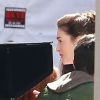 Anne Hathaway - Les acteurs sur le tournage de 'Ocean's Eight' à Los Angeles, le 6 mars 2017