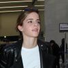 Emma Watson arrive à l'aéroport LAX de Los Angeles, Californie, Etats-Unis, le 7 mars 2017.