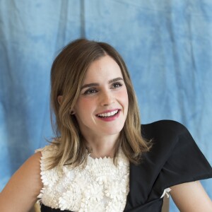 Emma Watson en conférence de presse pour le film "La belle et la bête" à Los Angeles le 6 mars 2017.
