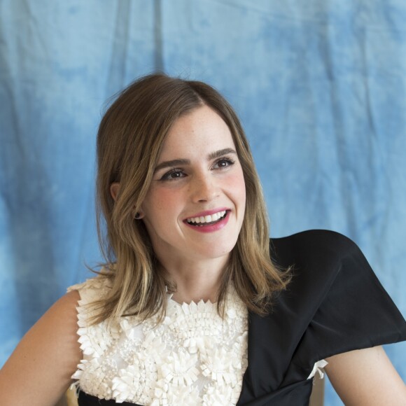 Emma Watson en conférence de presse pour le film "La belle et la bête" à Los Angeles le 6 mars 2017.