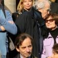 Michel Legrand et sa femme Macha Méril à la sortie des obsèques de Pierre Bouteiller en l'église Saint-Pierre du Gros Caillou à Paris le 14 mars 2017.