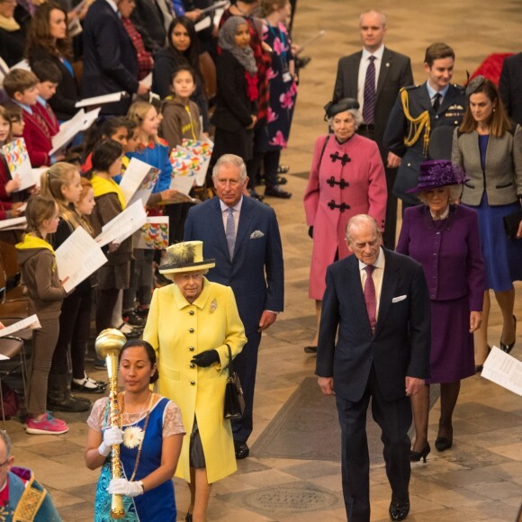 La reine Elizabeth II et plusieurs membres de la famille royale assistaient le 13 mars 2017 à la messe célébrée en l'abbaye de Westminster à l'occasion de la Journée du Commonwealth. Le prince William, en vacances aux sports d'hiver, n'en faisait pas partie.