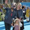 A. J. McLean avec sa femme Rochelle Karidis et leur fille Ava à la première de Finding Dory au théâtre El Capitan à Hollywood, le 8 juin 2016