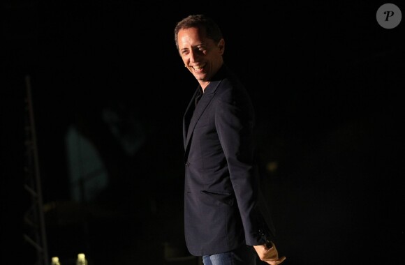 Gad Elmaleh en spectacle à la pinède de Juan-les-Pins à Antibes le 31 juillet 2014