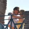 Exclusif - Taylor Swift et son nouveau compagnon Tom Hiddleston passent des vacances romantiques à Rome. Le couple est allé déjeuner en amoureux et est allé visiter "Le Colisée", immense amphithéâtre ovoïde situé dans le centre de la ville de Rome, entre l'Esquilin et le Caelius, le plus grand jamais construit dans l'empire. Le 27 juin 2016