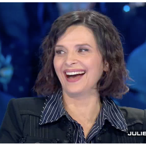 Juliette Binoche évoque ses amours. Emission "Salut les Terriens !" sur C8. Le 25 mars 2017.
