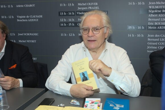 Albert Algoud au 32ème Salon du Livre à la Porte de Versailles à Paris, le 25 mars 2017. © CVS/Bestimage