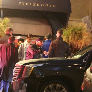 Exclusif - Selena Gomez et son compagnon The Weeknd (Abel Tesfaye) sont allés dîner au restaurant "Harbour Sixty Steakhouse" à Toronto, le samedi 18 mars 2017. La chanteuse ne reste jamais bien loin de son nouvel amour, elle a fait vendredi soir un aller/retour très rapide Toronto-New York en jet privé pour un photoshoot! Le couple semble très amoureux. © CPA/Bestimage