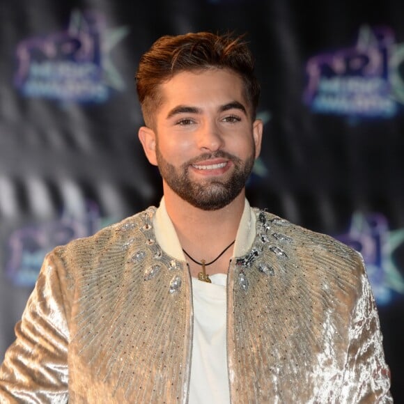 Kendji Girac lors de la 18ème cérémonie des "NRJ Music Awards" au Palais des Festivals à Cannes, le 12 novembre 2016. © Rachid Bellak/Bestimage