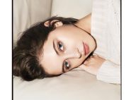 Iris Law : La fille de Jude Law, craquante égérie beauté de Burberry