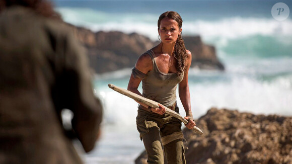 Alicia Vikander s'affiche dans Tom Raider et reprend le rôle d'Angelina Jolie