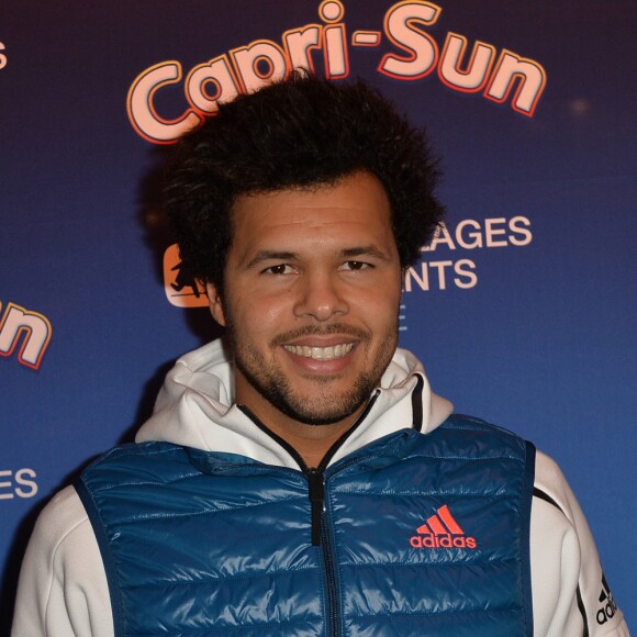 Jo-Wilfried Tsonga (Ambassadeur de Capri-Sun) - Capri-Sun parraine SOS Villages d'Enfants et offre à 20 jeunes de l'association un goûter avec son ambassadeur Jo-Wilfried Tsonga au Musée des Arts Forains à Paris, France, le 10 novembre 2016. © Veeren/Bestimage