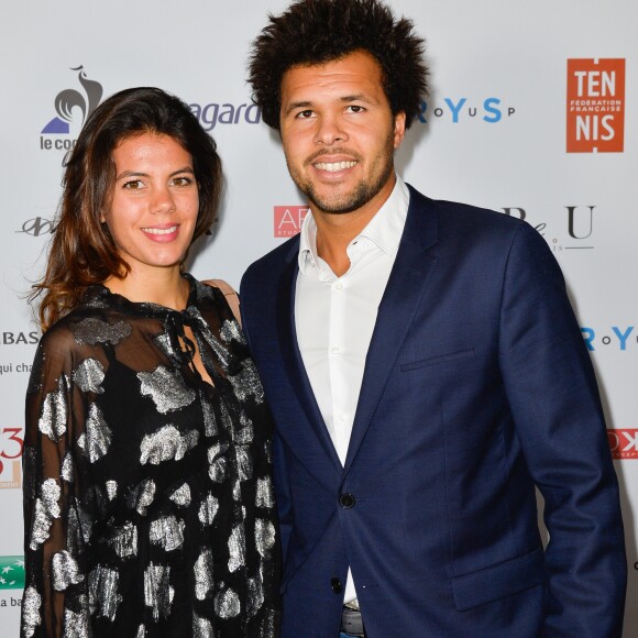 Naissance - Jo-Wilfried Tsonga est papa pour la première fois - Jo-Wilfried Tsonga et sa compagne Noura, enceinte - Soirée de gala des 20 ans de l'association "Fête le Mur" de Yannick Noah au Chalet des Iles à Paris le 9 novembre 2016. © Coadic Guirec/Bestimage