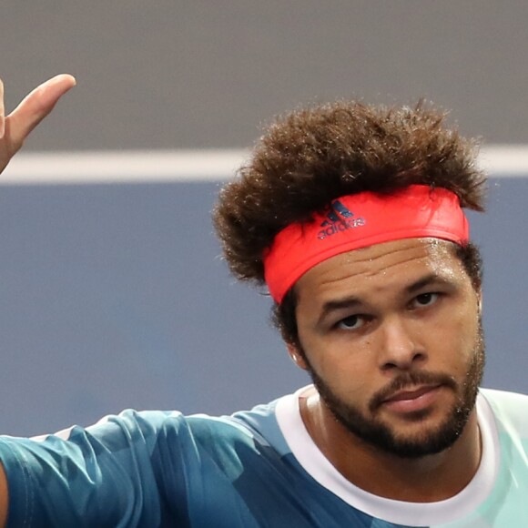 Noura El Shwekh, la compagne de Jo-Wilfried Tsonga, enceinte, regarde son compagnon se qualifier pour les 8èmes de finale au BNP Masters 2016 à l'AccorHotels Arena à Paris le 2 novembre 2016. © Cyril Moreau / Veeren / Bestimage