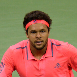 Jo-Wilfried Tsonga abandonne contre Novak Djokovic en quarts de finale - du neuvième jour de l'US Open 2016 au USTA Billie Jean King National Tennis Center à Flushing Meadow, New York City, New York, Etats-Unis, le 6 septembre 2016.