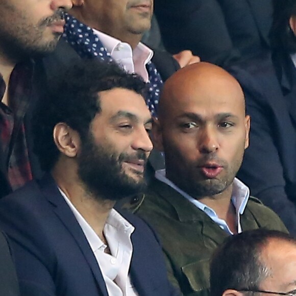 Eric Judor et Ramzy Bedia au Parc des Princes, Paris le 2 octobre 2013.