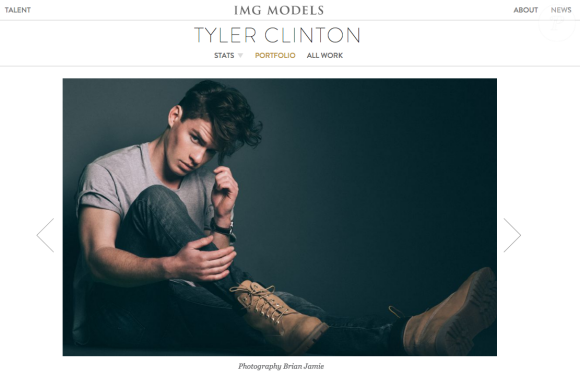 Tyler Clinton, le neveu de Bill et Hillary Clinton, fait ses premiers pas dans le mannequinat. Le jeune homme de 22 ans a signé avec la prestigieuse agence IMG Models, à New York (avril 2017).