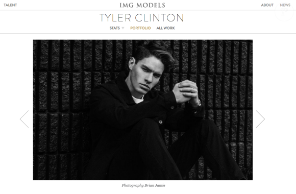 Tyler Clinton, le neveu de Bill et Hillary Clinton, fait ses premiers pas dans le mannequinat. Le jeune homme de 22 ans a signé avec la prestigieuse agence IMG Models, à New York (avril 2017).