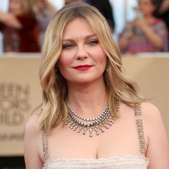 Kirsten Dunst à l'arrivée des Screen Actors Guild Awards (SAG Awards) au Shrine Hall à Los Angeles le 29 janvier 2017.