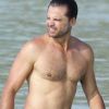 Exclusif - David Charvet et sa femme Brooke Burke se baignent avec leurs enfants Shaya et Heaven à l'hôtel Cheval Blanc à Saint-Barthélemy, le 28 mars 2017.