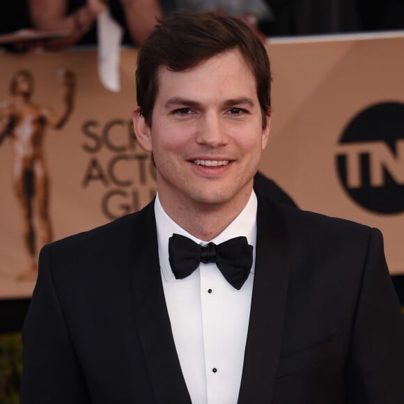 Ashton Kutcher - Tapis rouge de la 23ème soirée annuelle Screen Actors Guild awards au Shrine auditorium à Los Angeles, le 29 janvier 2017