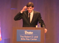 Ashton Kutcher : Emu aux larmes, il rend hommage à Mila Kunis et leurs enfants