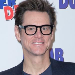 Jim Carrey lors du photocall du film "Dumb & Dumber De" à l'hôtel The Peninsula à Paris, le 25 novembre 2014.