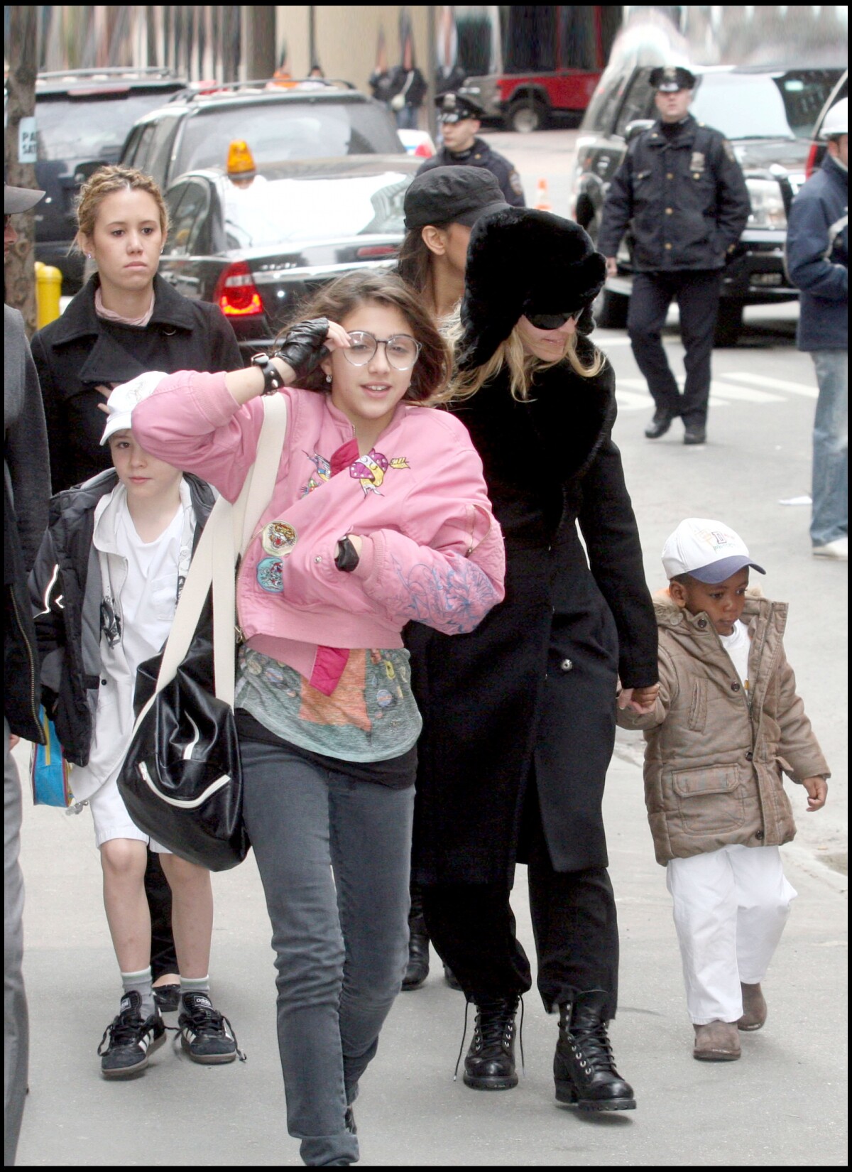 Photo : Rocco Ritchie, Lourdes Leon, David Banda et Madonna au Centre ...