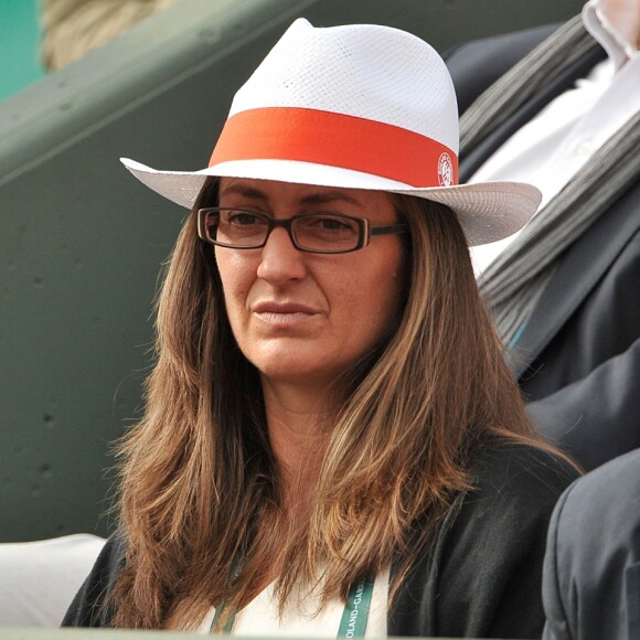 Mary Pierce lors du match entre Jo-Wilfried Tsonga et Jerzy Janowicz aux Internationaux de France de tennis de Roland Garros à Paris, le 30 mai 2014.