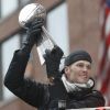 Tom Brady parade à Boston avec le trophée du Super Bowl LI. Le 7 février 2017.