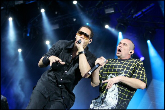 JoeyStarr et Kool Shen - Le groupe Suprême NTM lors de leur concert au parc des princes à Paris le 19 juin 2010.
