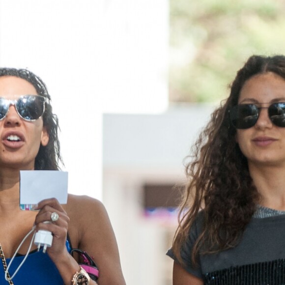 Exclusif - Melanie Brown (Mel B) avec ses filles Angel Iris Murphy Brown et Madison Belafonte à Double Bay à Sydney le 15 novembre 2016