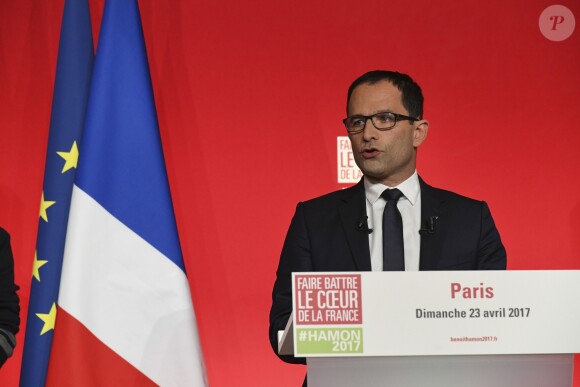 Discours de Benoît Hamon (candidat du Parti Socialiste) à son QG de campagne après sa défaite au premier tour à l'élection présidentielle 2017. Paris, le 23 avril 2017. © Pierre Perusseau/Bestimage