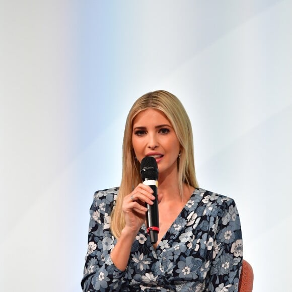 Stephanie Bschorr, Ivanka Trump, Angela Merkel, Christine Lagarde et la reine Maxima des Pays-Bas participent au sommet "Women20" en marge du G20, à l'hôtel Intercontinental. Berlin, le 25 avril 2017.