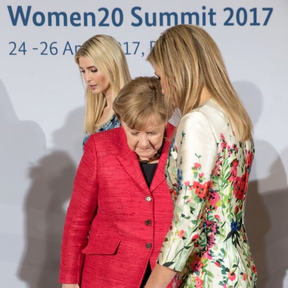 Stephanie Bschorr, Ivanka Trump, Angela Merkel, Christine Lagarde et la reine Maxima des Pays-Bas participent au sommet "Women20" en marge du G20, à l'hôtel Intercontinental. Berlin, le 25 avril 2017.