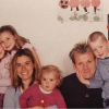 Megan Ramsay, photo de famille vintage : Holly, Megan, Tana, Tilly, Gordon et Jack. Instagram Megan Ramsay, TBT mars 2017.