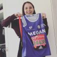 Megan Ramsay fière à l'issue du marathon de Londres, qu'elle a couru le 23 avril 2017 pour le Great Ormond Street Hospital et à la mémoire de son petit frère Rocky. Instagram Megan Ramsay.