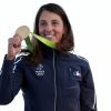 Charline Picon célèbre sa médaille d'or aux Jeux olympiques de Rio le 14 août 2016.